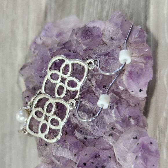 Fashion Jewlery Scrollwork Silvertone with Faux Pearl Drop Earings - Picture 3 of 7